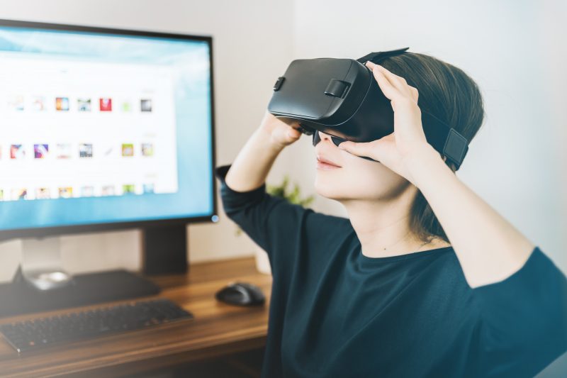 Wirtualna rzeczywistość – co to jest i jak działa